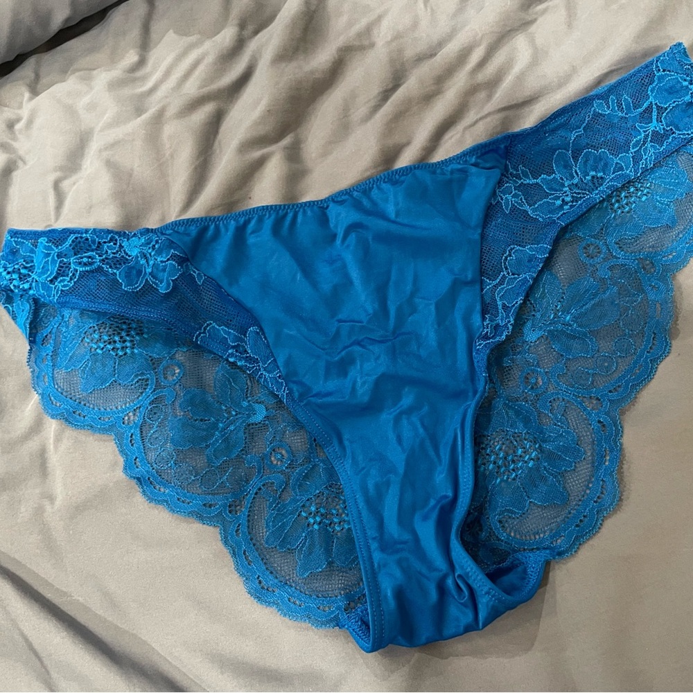 NWT, Victoria’s Secret Cheekini, Royal Blue, Size XXL